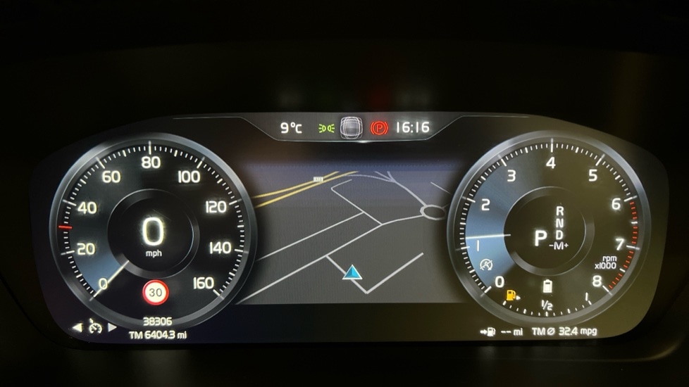 Used Volvo XC40 2020 for sale - 77261530: Photo 11