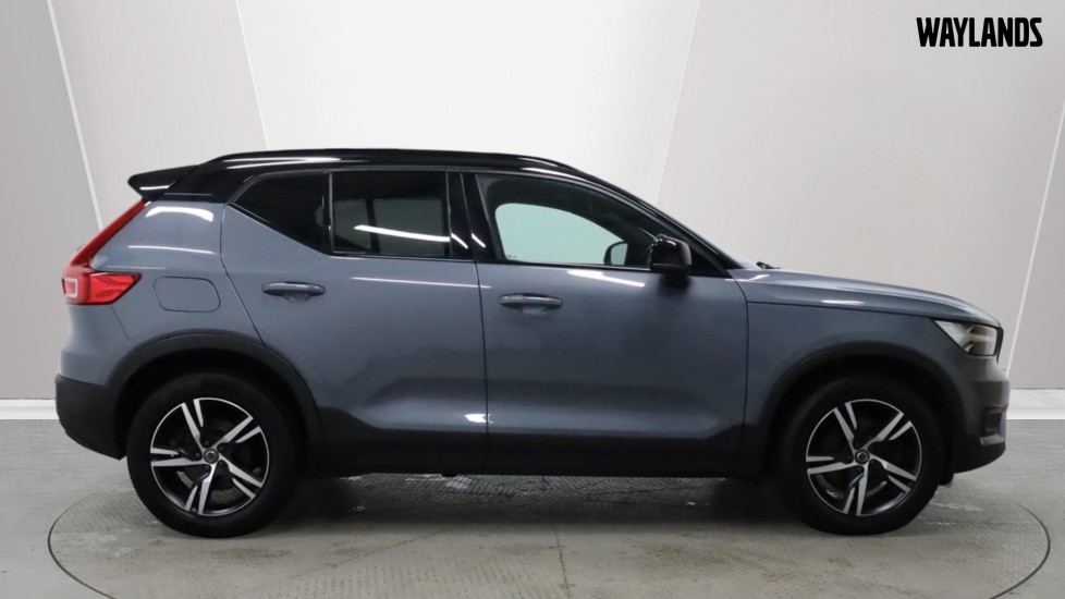 Used Volvo XC40 2020 for sale - 77261530: Photo 3