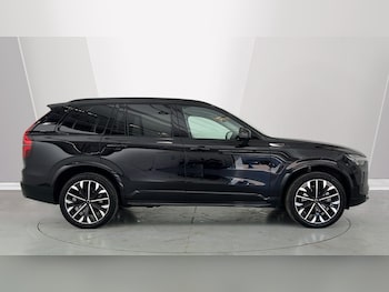 Used Volvo XC90 2025 for sale - 77934402: Photo