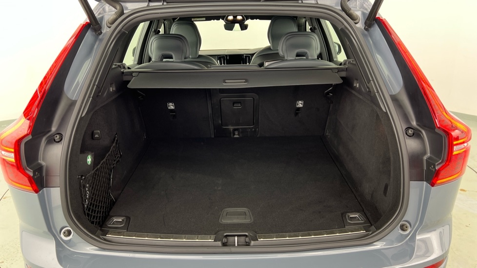 Used Volvo XC60 2023 for sale - 78172544: Photo 13