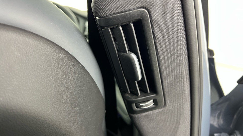 Used Volvo XC60 2023 for sale - 78172544: Photo 38