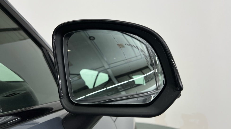 Used Volvo XC40 2022 for sale - 76044213: Photo 32