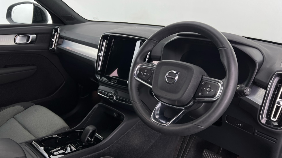 Used Volvo XC40 2022 for sale - 76044213: Photo 4