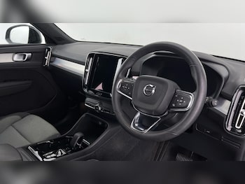 Used Volvo XC40 2022 for sale - 76044213: Photo 4