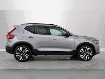 Used Volvo XC40 2025 for sale - 75864807: Photo