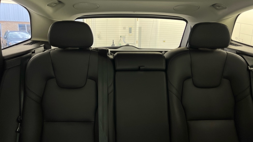 Used Volvo XC60 2023 for sale - 77950567: Photo 36