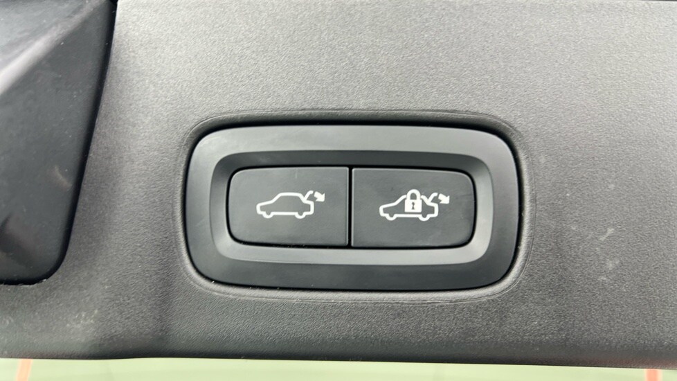 Used Volvo V90 2021 for sale - 77413741: Photo 35