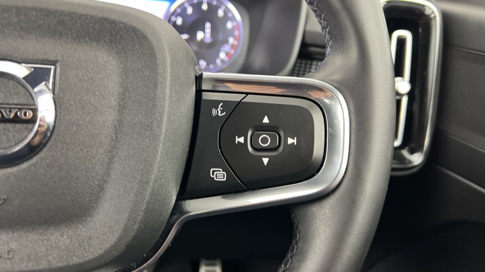 Used Volvo XC40 2021 for sale - 76091999: Photo 22