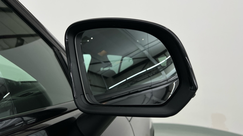Used Volvo XC40 2021 for sale - 76091999: Photo 32