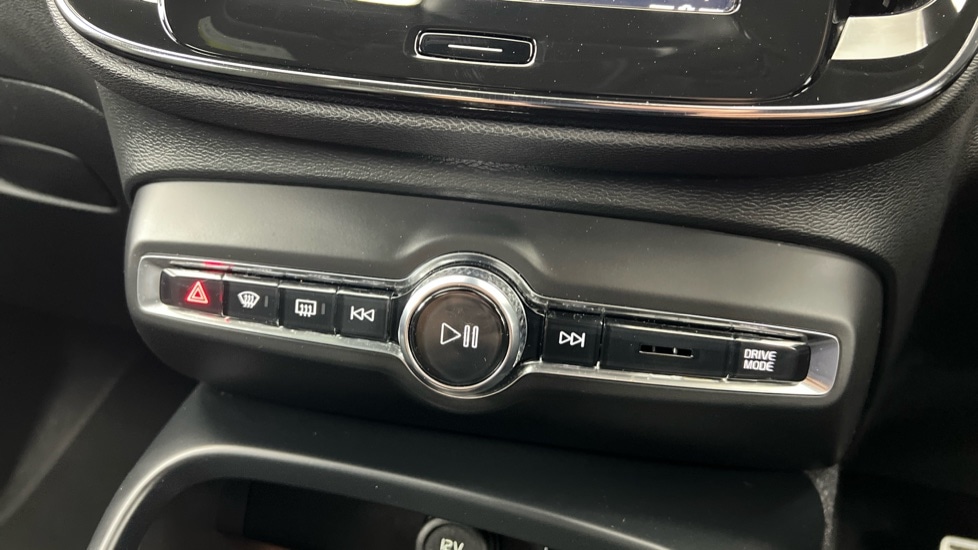 Used Volvo XC40 2021 for sale - 76091999: Photo 41