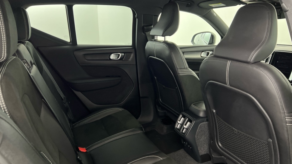 Used Volvo XC40 2021 for sale - 76091999: Photo 6