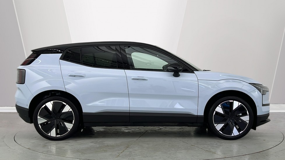 Used Volvo EX30 2025 for sale - 77480242: Photo 3