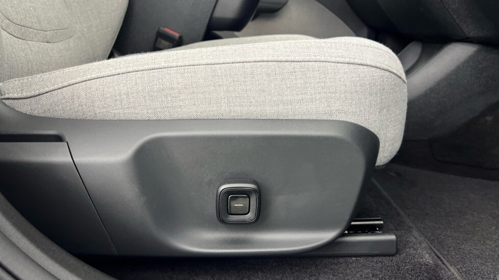 Used Volvo EX30 2025 for sale - 77480242: Photo 30