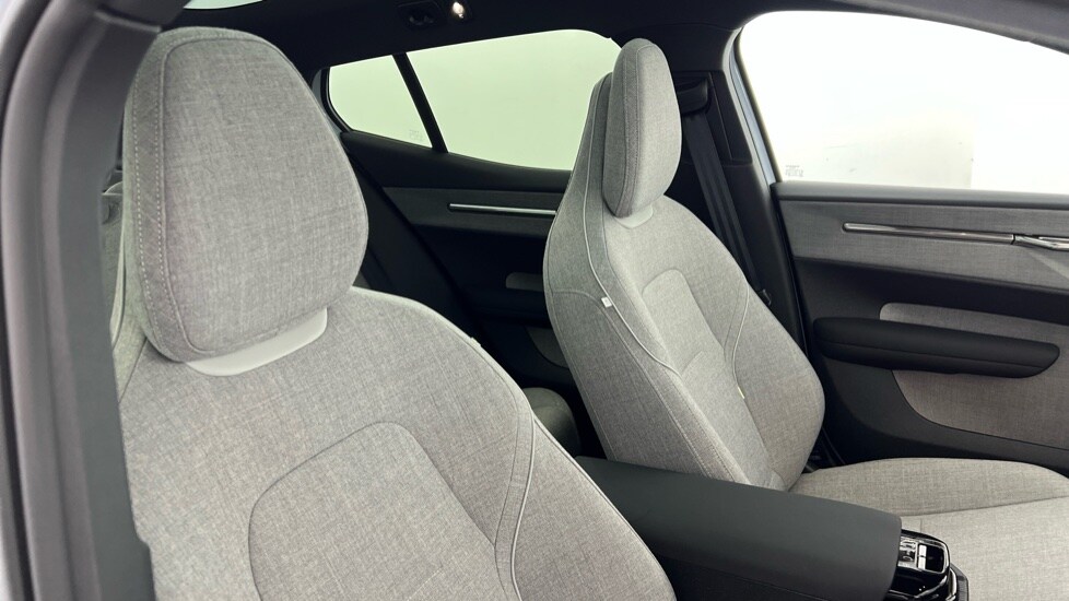 Used Volvo EX30 2025 for sale - 77480242: Photo 38