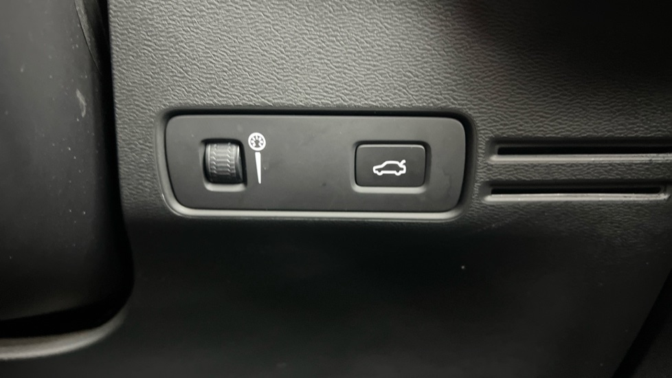 Vehicle 43