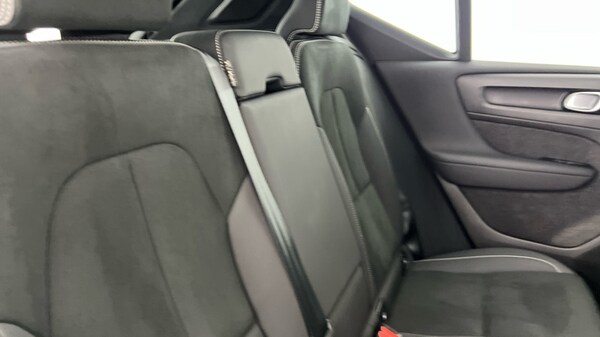 Used Volvo XC40 2024 for sale - 75558628: Photo 25