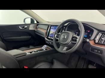Used Volvo XC60 2024 for sale - 74415044: Photo