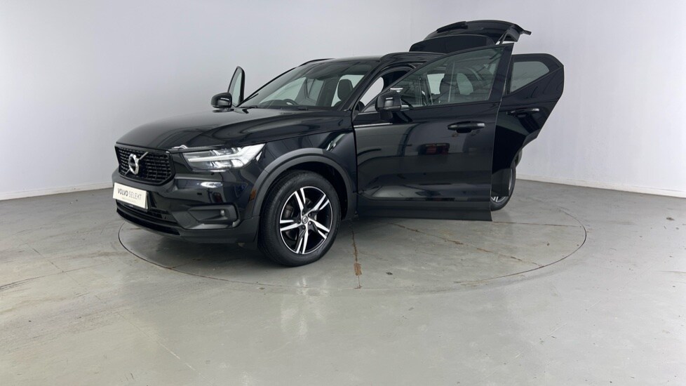 Vehicle 28
