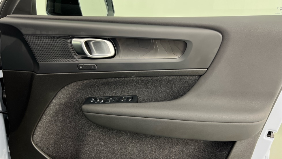 Used Volvo Other 2024 for sale - 76796513: Photo 28