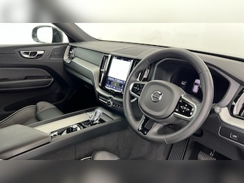 Used Volvo XC60 2024 for sale - 78643593: Photo