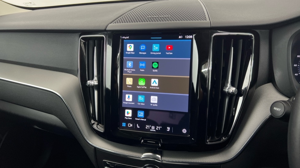 Used Volvo XC60 2024 for sale - 76664516: Photo 12