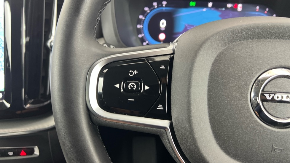 Used Volvo XC60 2024 for sale - 76664516: Photo 20