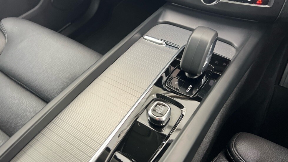 Used Volvo XC60 2024 for sale - 76664516: Photo 24