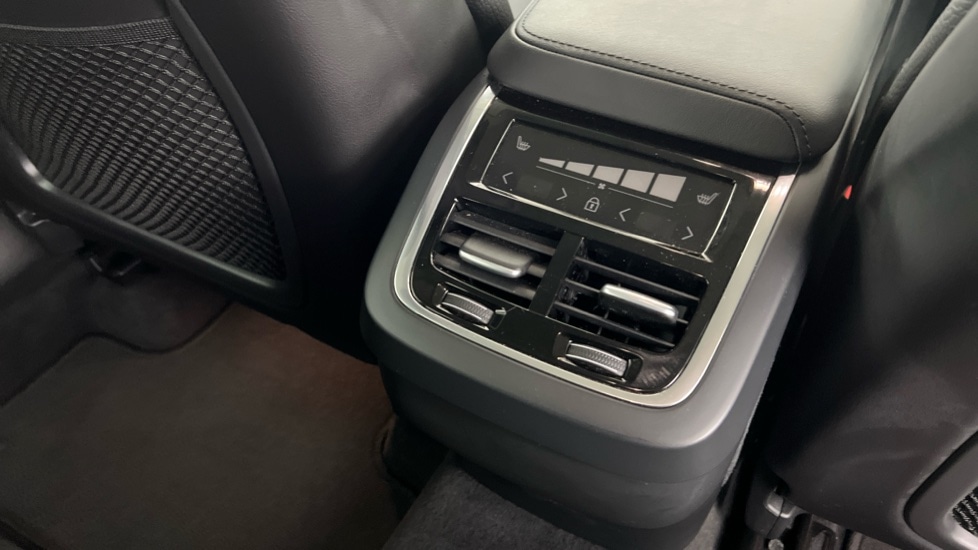 Used Volvo XC60 2024 for sale - 76664516: Photo 39