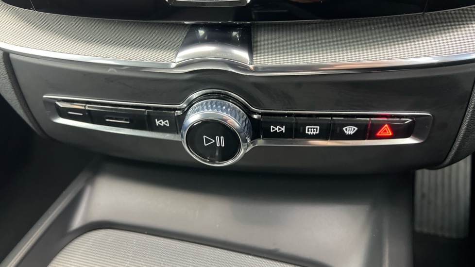 Used Volvo XC60 2024 for sale - 76664516: Photo 47