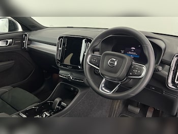Used Volvo XC40 2024 for sale - 75467816: Photo