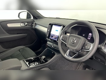 Used Volvo XC40 2025 for sale - 78431387: Photo