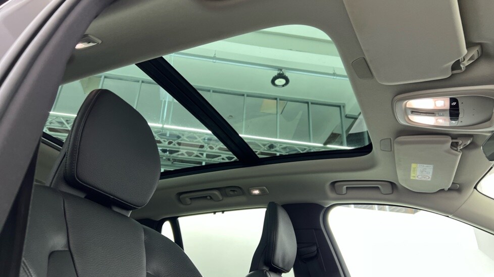 Used Volvo XC90 2022 for sale - 76999342: Photo 31