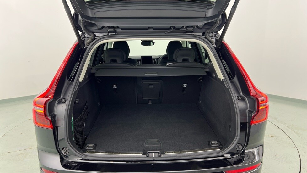 Used Volvo XC60 2025 for sale - 77755678: Photo 13
