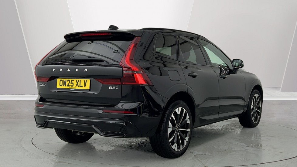 Used Volvo XC60 2025 for sale - 77755678: Photo 2