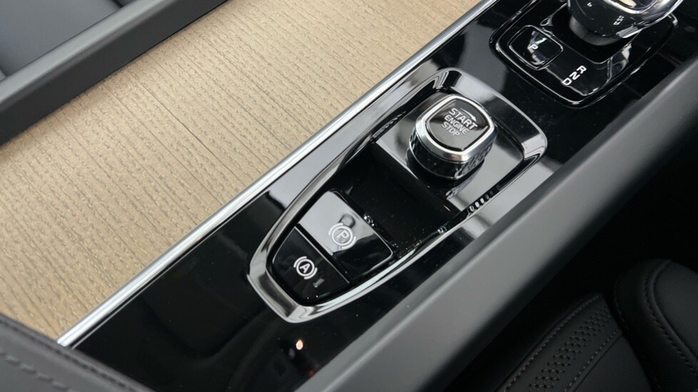 Used Volvo XC60 2025 for sale - 77755678: Photo 27