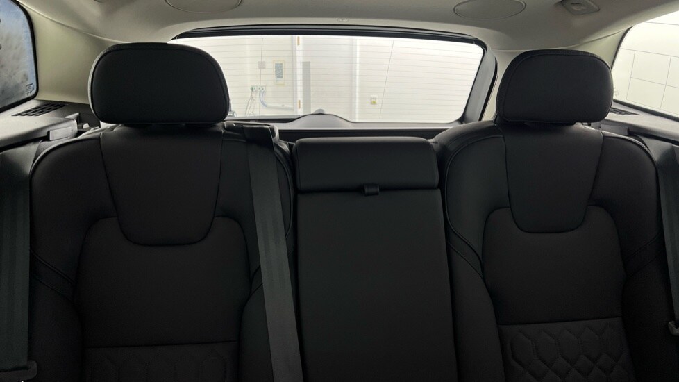 Used Volvo XC60 2025 for sale - 77755678: Photo 36