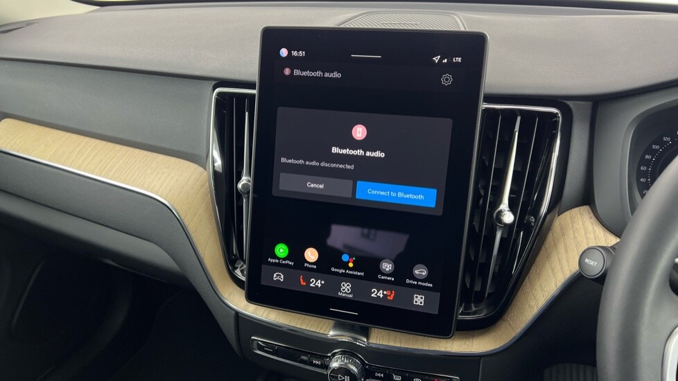 Used Volvo XC60 2025 for sale - 77755678: Photo 41