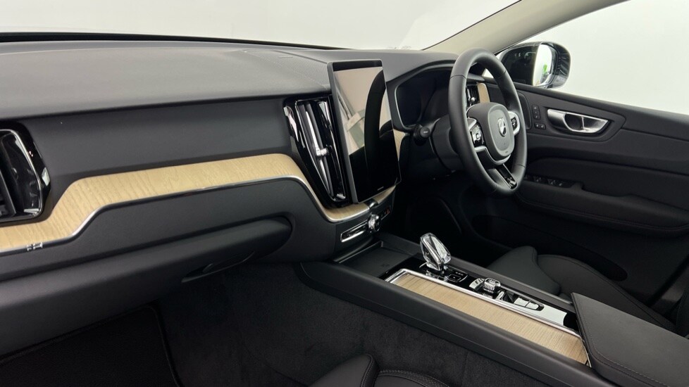 Used Volvo XC60 2025 for sale - 77755678: Photo 58