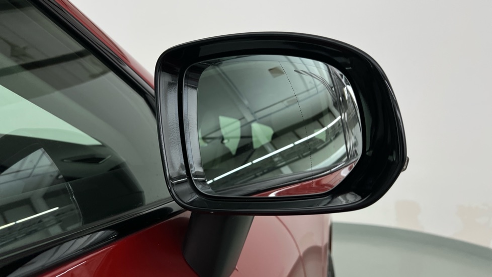 Used Volvo XC60 2023 for sale - 76540143: Photo 32