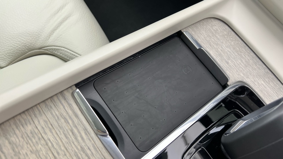 Used Volvo XC60 2023 for sale - 76540143: Photo 49