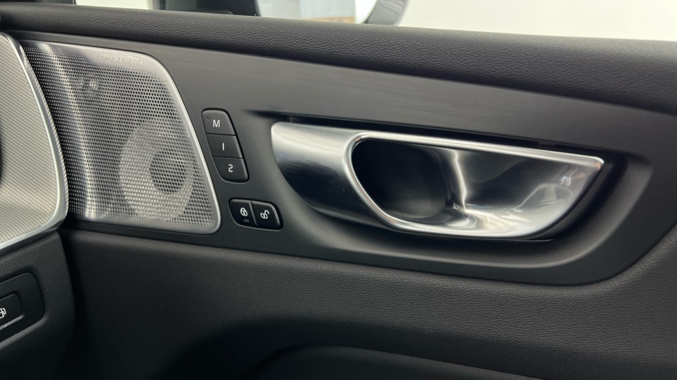 Used Volvo XC60 2025 for sale - 78158629: Photo 54