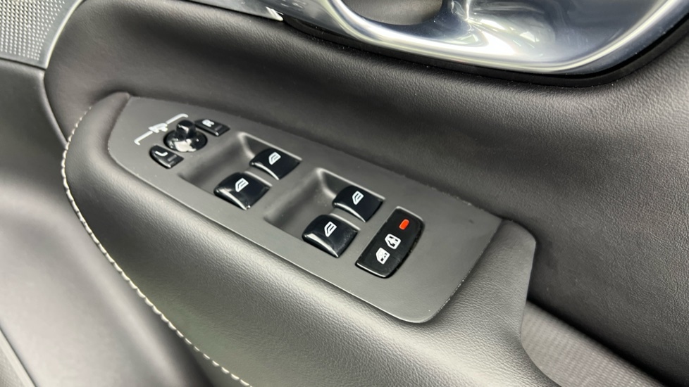 Used Volvo XC90 2023 for sale - 76007950: Photo 24