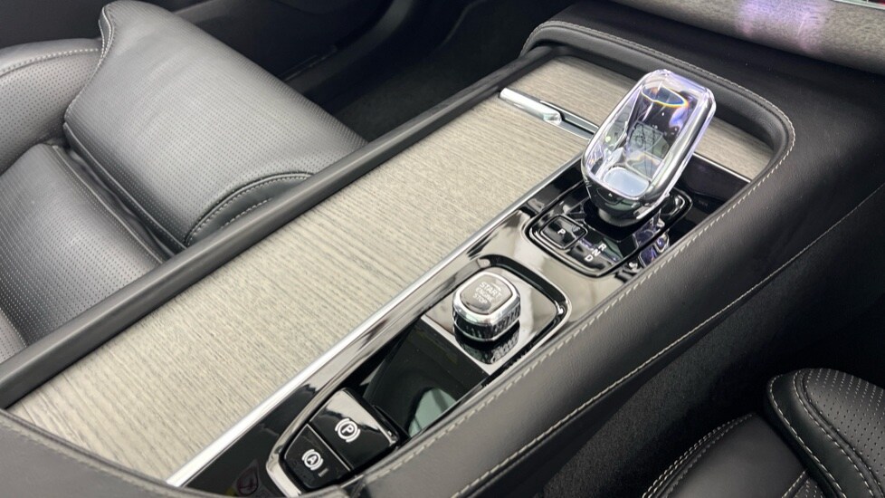 Used Volvo XC90 2023 for sale - 76007950: Photo 25