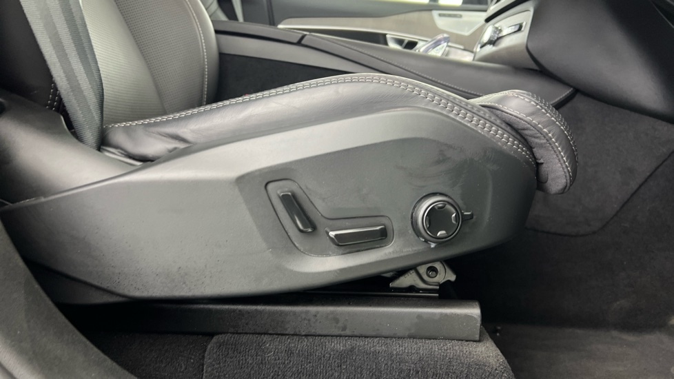 Used Volvo XC90 2023 for sale - 76007950: Photo 30