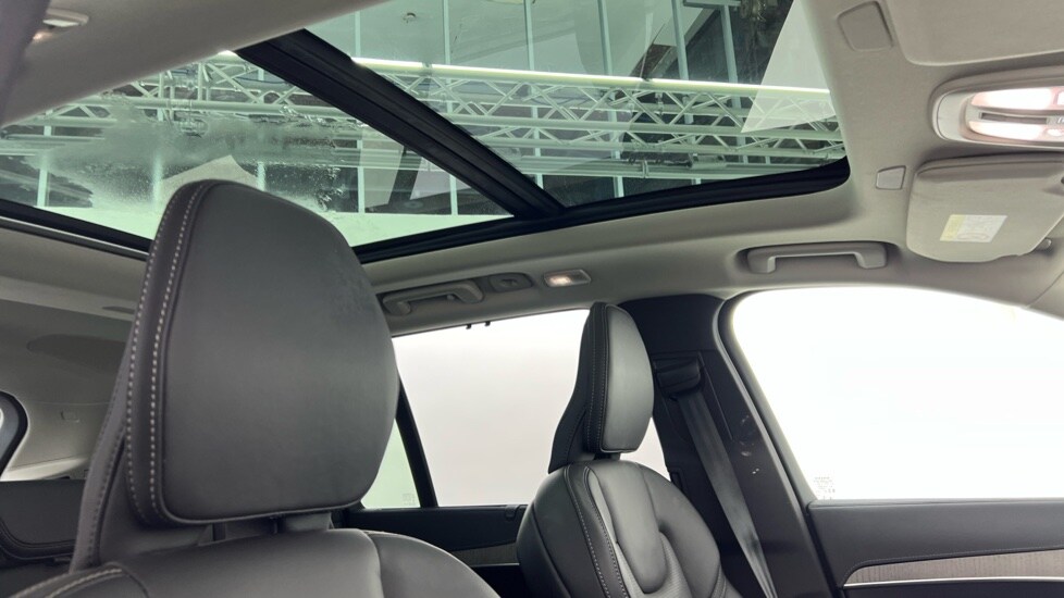Used Volvo XC90 2023 for sale - 76007950: Photo 31