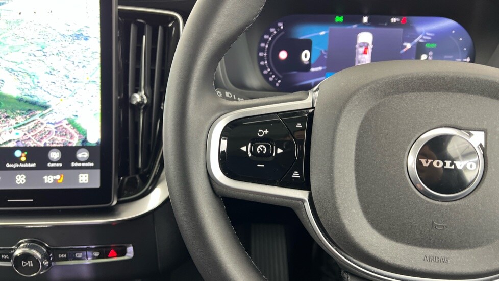 Used Volvo XC90 2025 for sale - 77934403: Photo 21