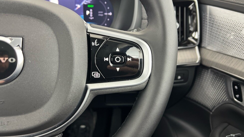 Used Volvo XC90 2025 for sale - 77934403: Photo 22