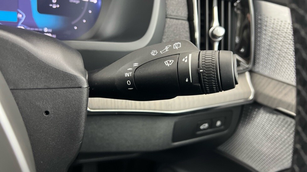 Used Volvo XC90 2025 for sale - 77934403: Photo 23