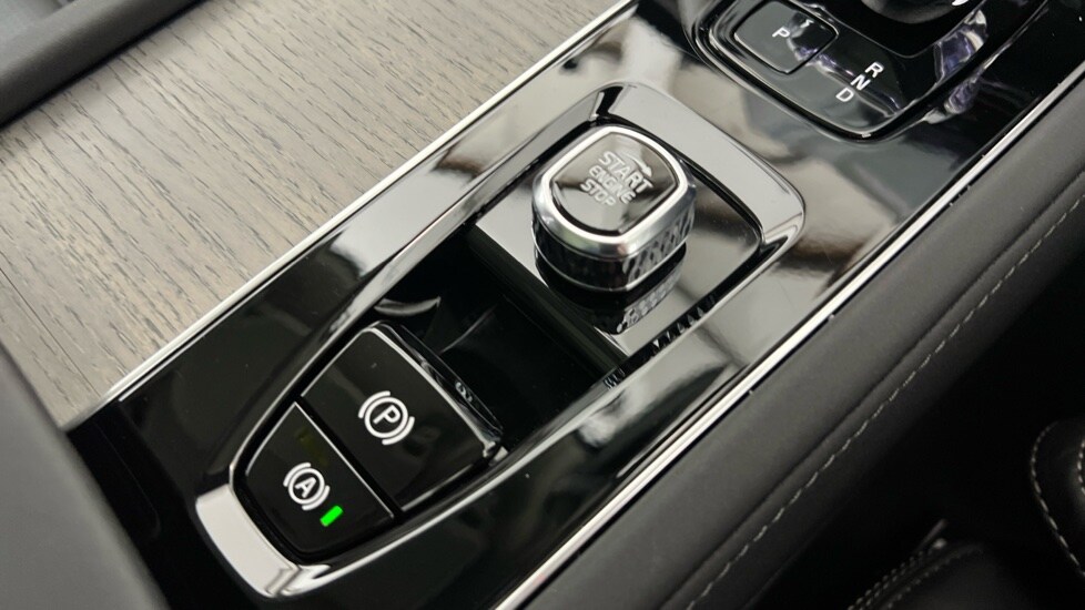 Used Volvo XC90 2025 for sale - 77934403: Photo 27