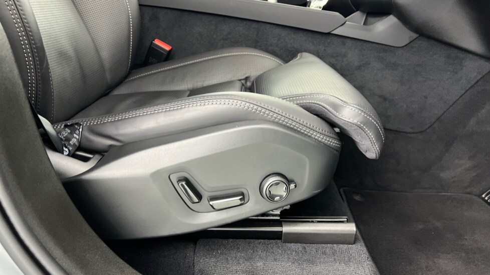 Used Volvo XC90 2025 for sale - 77934403: Photo 30